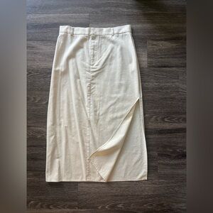 Elegant Cream Women's Skirt